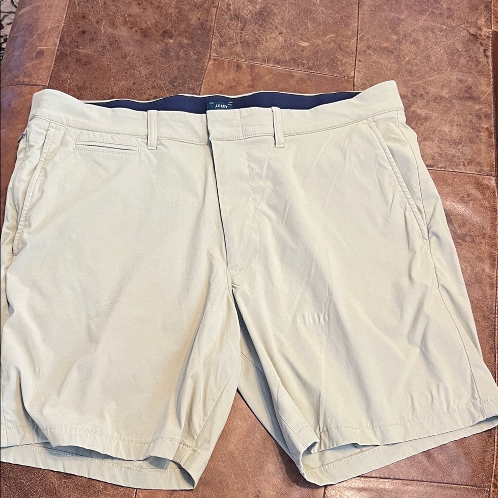 J Crew tech short 7” inseam khaki 
Mens size 36